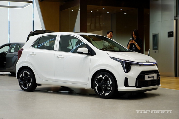 Kia Morning facelift 2024 giá từ 236 triệu đồng thiết kế từ EV9