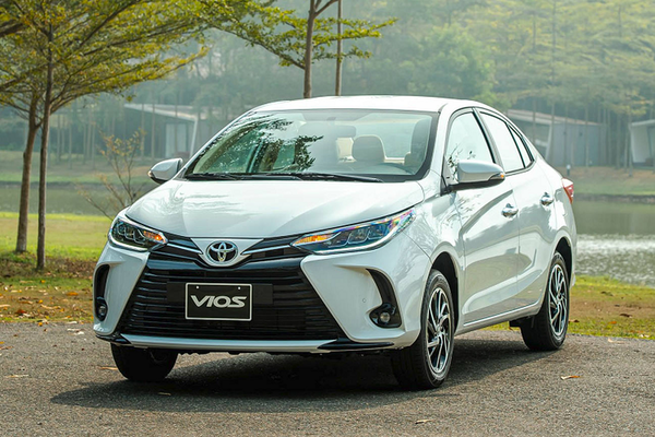 Do đâu mà doanh số bán xe quốc dân Toyota Vios sụt giảm kỷ lục?