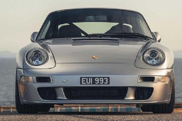Porsche 911 993R ấn tượng với bản độ từ Paul Stephens Autoart