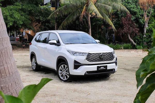 Toyota Innova 2024 đã về Việt Nam với 2 cấu hình tuyền động, giá cao nhất dự kiến hơn 1.1 tỷ đồng