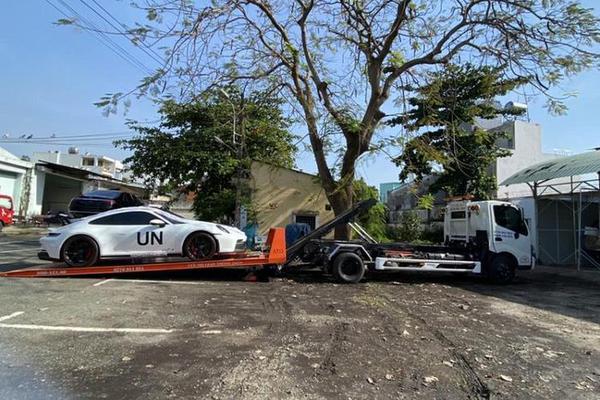 Porsche 911 GT3 đầu tiên tại Việt Nam của ông Đặng Lê Nguyên Vũ ra biển trắng