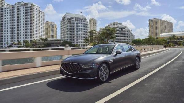 Genesis G90 công bố giá bán, hứa hẹn cạnh tranh với Lexus LS