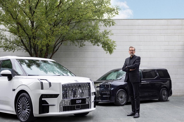 Hãng xe con của Geely tung mẫu ô tô điện mới với giá từ 1,69 tỷ đồng siêu chất lượng