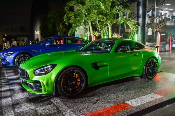 Ngắm Mercedes-AMG GT R với màu xanh lá nổi bật tại Việt Nam