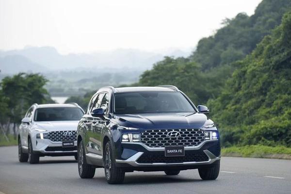 Hyundai bất ngờ giảm giá 2 mẫu Suv gần 200 triệu đồng, bất ngờ đó là Tucson và SantaFe