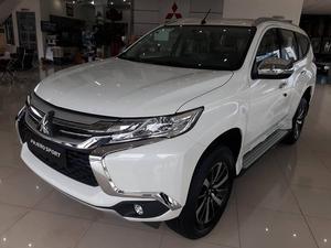 Mitsubishi Pajero Sport 2019 cấu hình máy xăng giảm mạnh 250 triệu đồng
