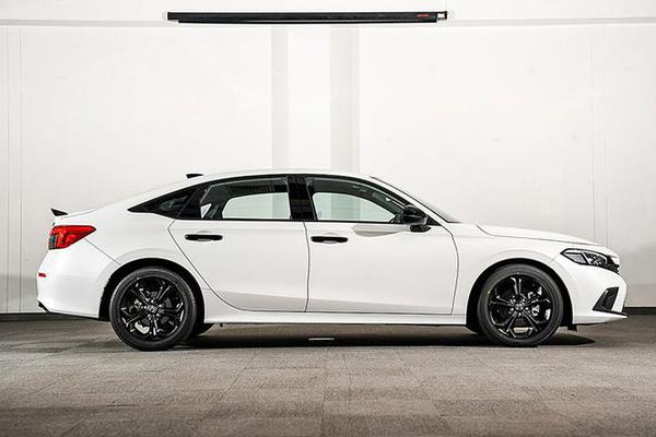 Honda Civic e:HEV 2022 sắp ra mắt tại Thái Lan