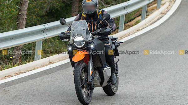 Những hình ảnh của mẫu xe Husqvarna Norden 901 được chụp khi đang chạy thử nghiệm