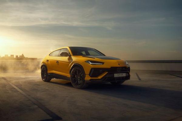 Lamborghini Urus Performante sắp cập bến thị trường Việt Nam với giá từ 16,5 tỷ đồng