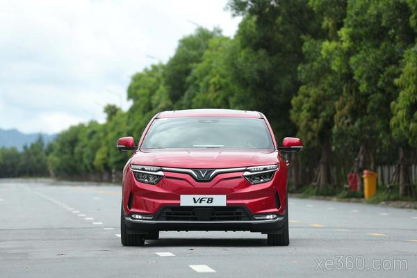 Những chiếc xe điện VinFast VF8 đầu tiên đã chính thức cập càng Benicia