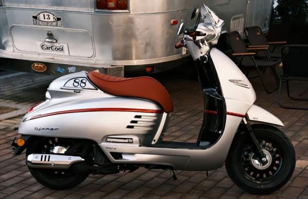 Xe ga cực chất giá chỉ 44 triệu đồng ăn đứt Vespa, Honda SH về thiết kế