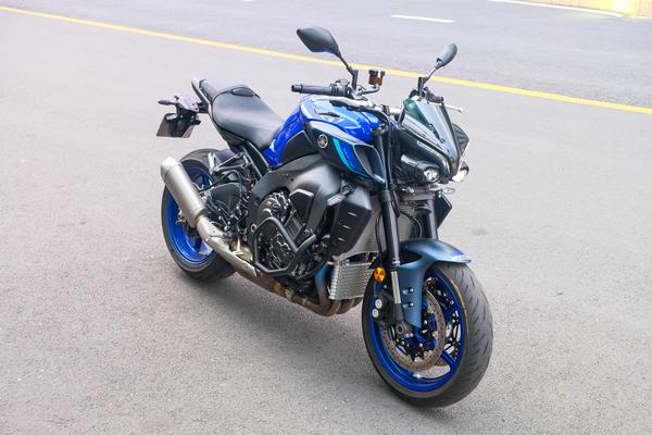 Chi tiết Yamaha MT-10 2022 tại Việt Nam, nakedbike giá từ 499 triệu