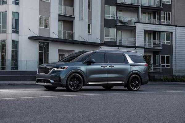 Kia Sedona 2021 sắp ra mắt tại Việt Nam đang bị triệu hồi tại Mỹ do lỗi rò rỉ nhiên liệu có thể gây hỏa hoạn