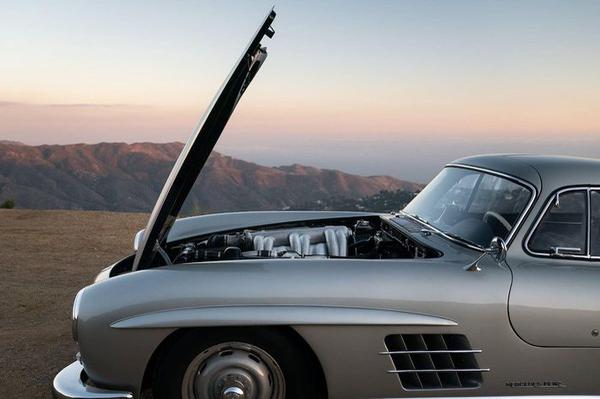 Mercedes-Benz 300SL Gullwing siêu hiếm với giá 160 tỷ đồng đã có chủ