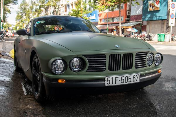 Cận cảnh BMW Z4 bản độ độc đáo tại TP.HCM
