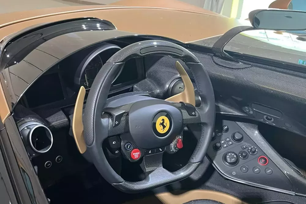 Ngắm siêu xe Ferrari Monza SP1 giá 42 tỷ đồng