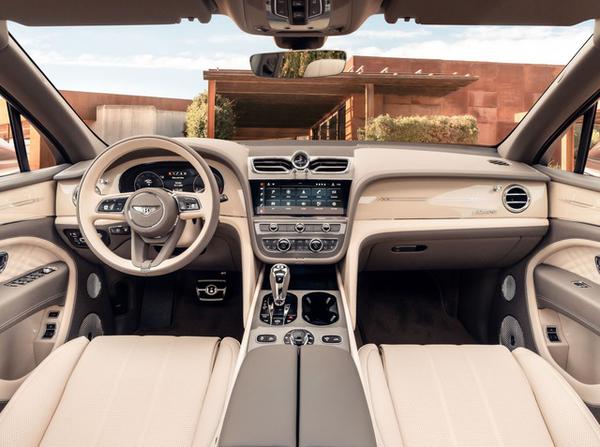 Đại lý tư nhân chào cọc Bentley Bentayga Extended với giá hơn 19 tỷ đồng tại Việt Nam