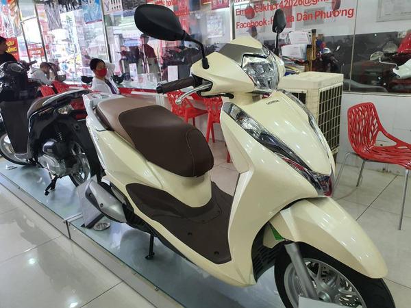 Honda Lead giảm mạnh sau giãn cách, giá từ 37,5 triệu đồng