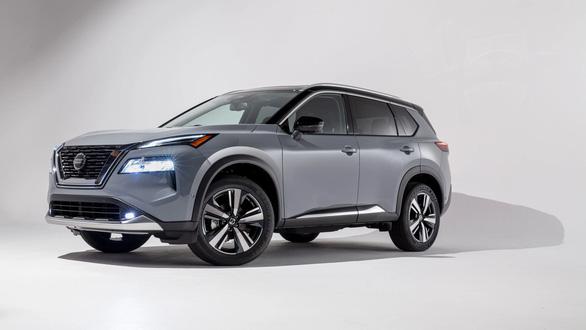 Nissan X-Trail 2023 sắp ra mắt phiên bản giá rẻ, dùng động cơ 3 xy-lanh