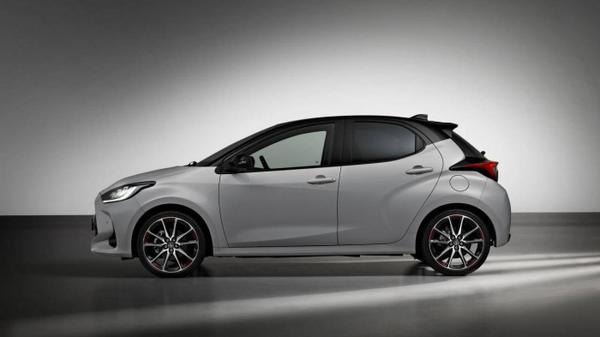 Chiêm ngưỡng Toyota Yaris GR Sport sắp được mở bán