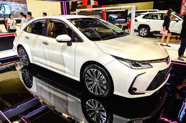 Toyota Corolla Altis mới xác nhận thời gian ra mắt tại Việt Nam