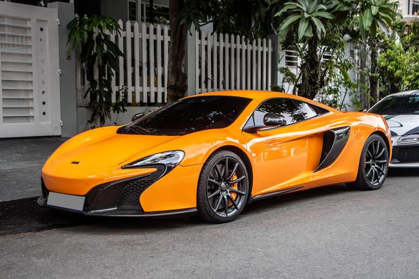 Chiêm ngưỡng McLaren 650S bản mui cứng đầu tiên tại Việt Nam