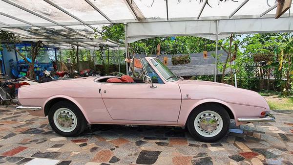 Chiêm ngưỡng xế cổ Fiat 850 Spider từ những năm 70
