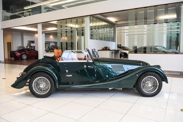 Chiêm ngưỡng Morgan Plus Four 2022 đầy ấn tượng tại Việt Nam