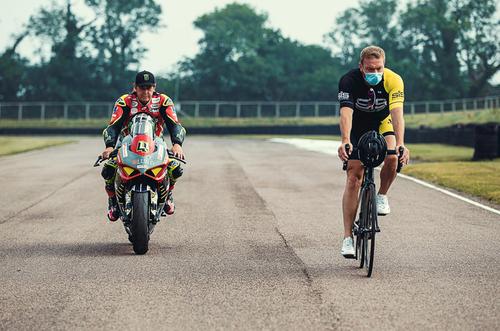 Huyền thoại TT John McGuinness được xướng tên trong New Year Honours