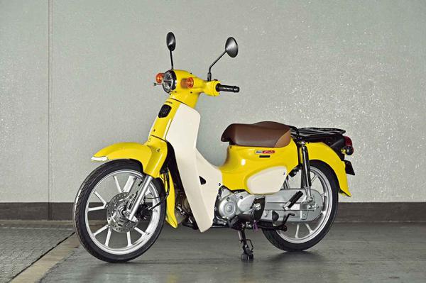 Ngắm Honda Super Cub 110 2022 bản màu vàng nổi bật