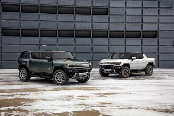 GMC Hummer EV 2022 nhận khoảng 90.000 đơn đặt hàng dù giá lên đến 6 con số