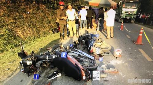 Va chạm giữa 2 máy ngược chiều khiến 1 người tử vong tại chỗ