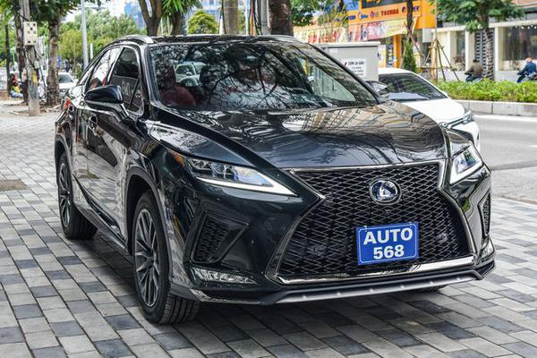 Lexus RX450h F-Sport 2022 đầu tiên cập bến tại Việt Nam