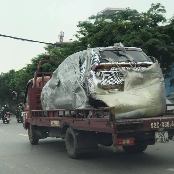 Phát hiện Kia Sonet 2021 đang được vận chuyển tại Việt Nam cho thấy ngày ra mắt cận kề