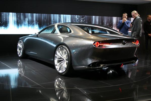 Ngắm siêu phẩm Mazda 9 đối đầu Porsche hay Audi