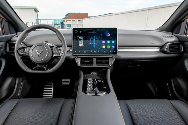 Tìm hiểu về Vinfast VF 8 2023: Suv điện cỡ trung hiện đại, sang trọng là lựa chọn hàng đầu cho gia đình hiện tại