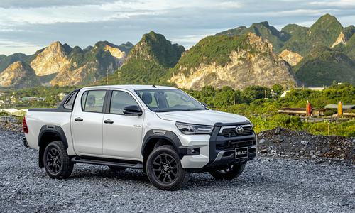 Toyota Hilux triệu hồi hơn 1.900 xe tại Việt Nam do lỗi phanh có thể gây va chạm