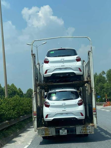 Bắt gặp Hyundai Grand i10 2021 vận chuyển về đại lý, cận kề ngày ra mắt tại Việt Nam