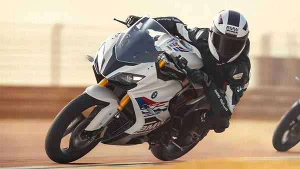 Mẫu sportbike BMW G310 RR 2022 ra mắt, được phát triển từ TVS Apache RR 310