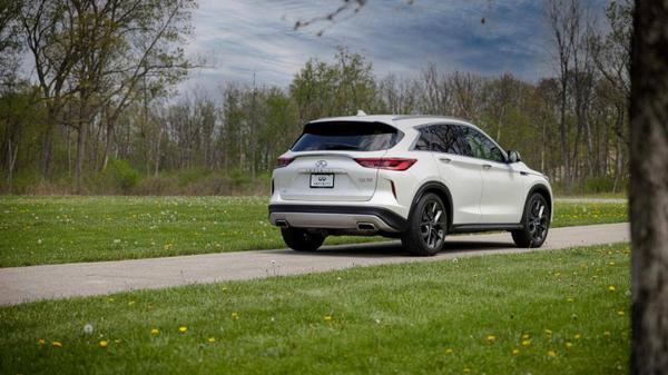 Infiniti QX50 2022 ra mắt với 5 phiên bản, giá từ 897 triệu đồng