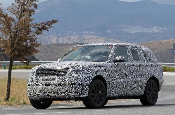 Range Rover 2022 phiên bản plug-in hybrid bắt đầu thử nghiệm trên đường