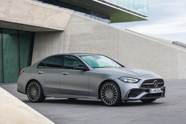 Mercedes-Benz C-Class 2022 ra mắt với 3 phiên bản tùy chọn, sở hữu ngoại hình thể thao hơn