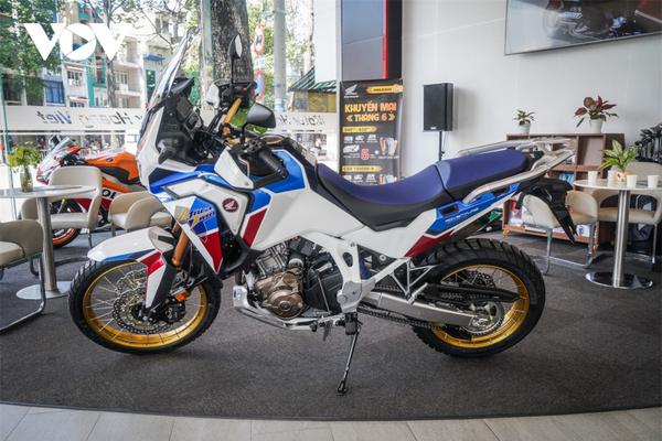 Chi tiết mẫu xe mới của Honda mang tên Honda Africa Twin