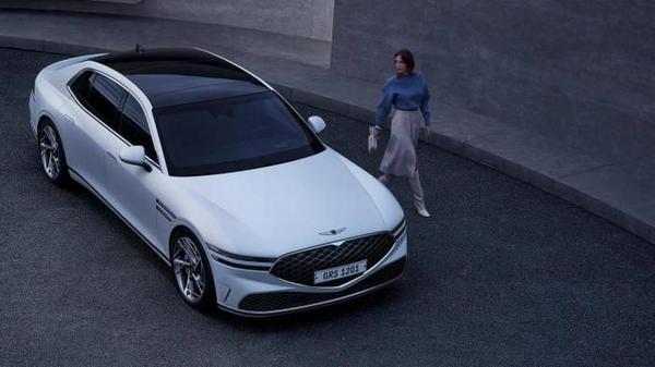 Lộ diện Genesis G90 mới với thiết kế sang trọng đầy hiện đại