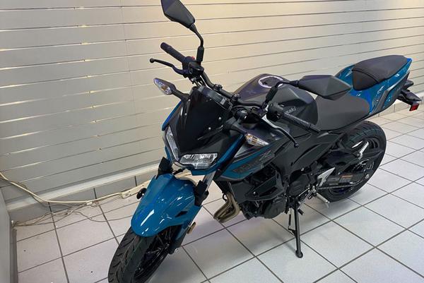 Chiêm ngưỡng Kawasaki Z400 ABS 2021 giá 149 triệu đồng tại Việt Nam