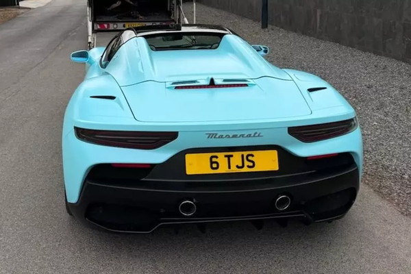 Ngắm siêu phẩm Maserati MC20 Cielo mui xếp kính siêu độc tại Gumball 3000