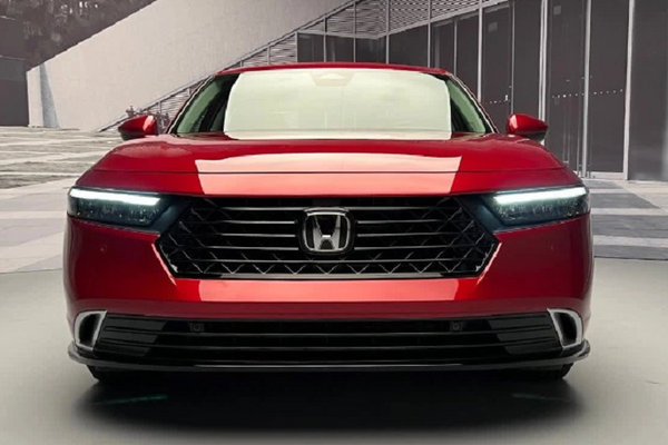 Honda Accord 2023 giá chỉ tử 666 triệu đồng