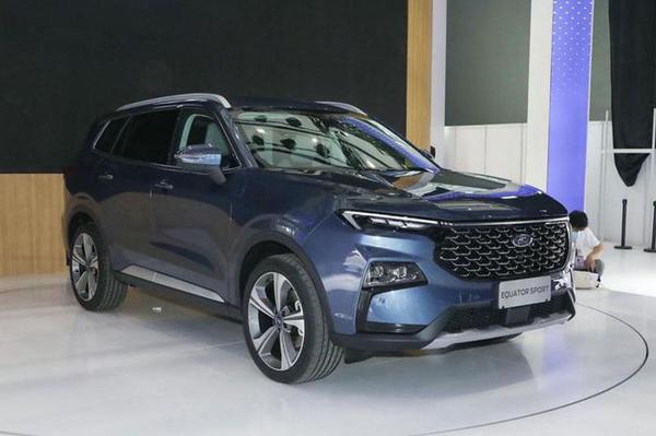 Ford Equator Sport 2022 ra mắt với giá từ 502 triệu đồng