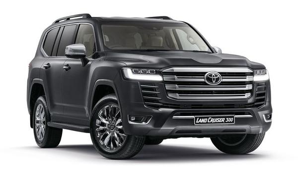 Toyota Land Cruiser GR Sport 2021 ra mắt, ngoại hình thể thao, khỏe khoắn