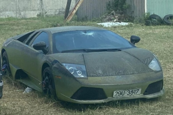 Lamborghini Murcielago LP640 tiền tỷ bị bỏ không tới 4 năm ở Quảng Bình